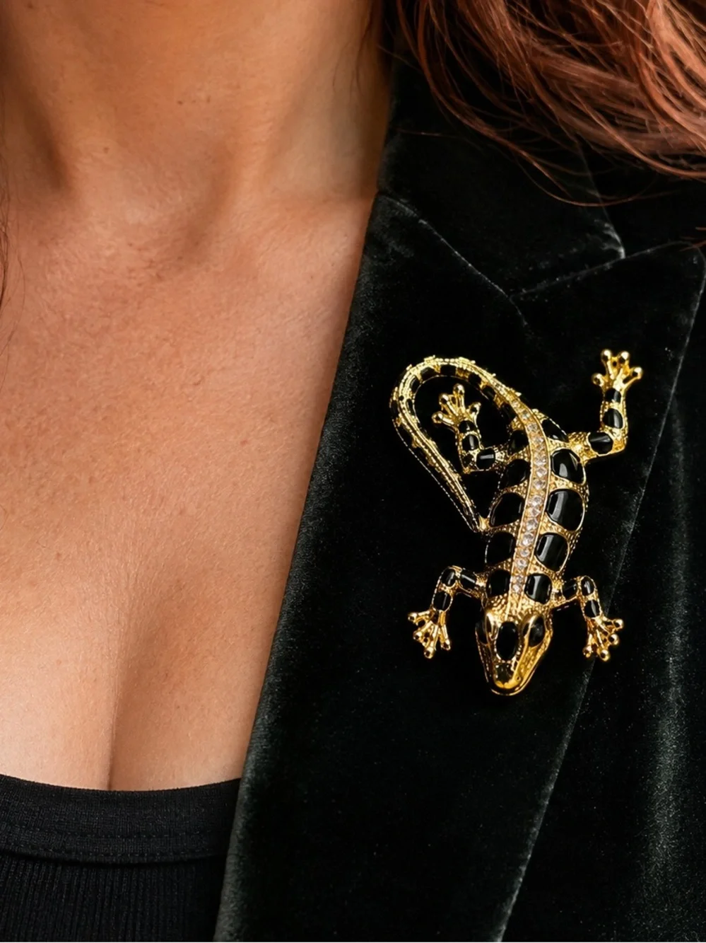 Vintage Black Enamel Lizard Gecko Brooch Gold Tone Rhinestone Figural Pin